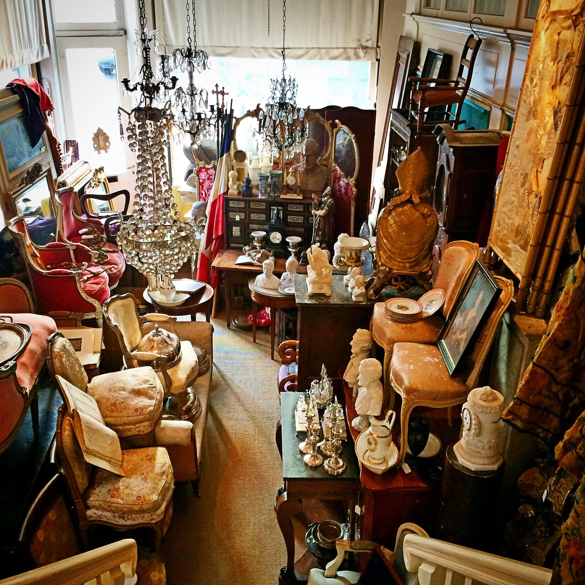Franse grandeur bij antiquair/brocanteur Evert Zandvliet
